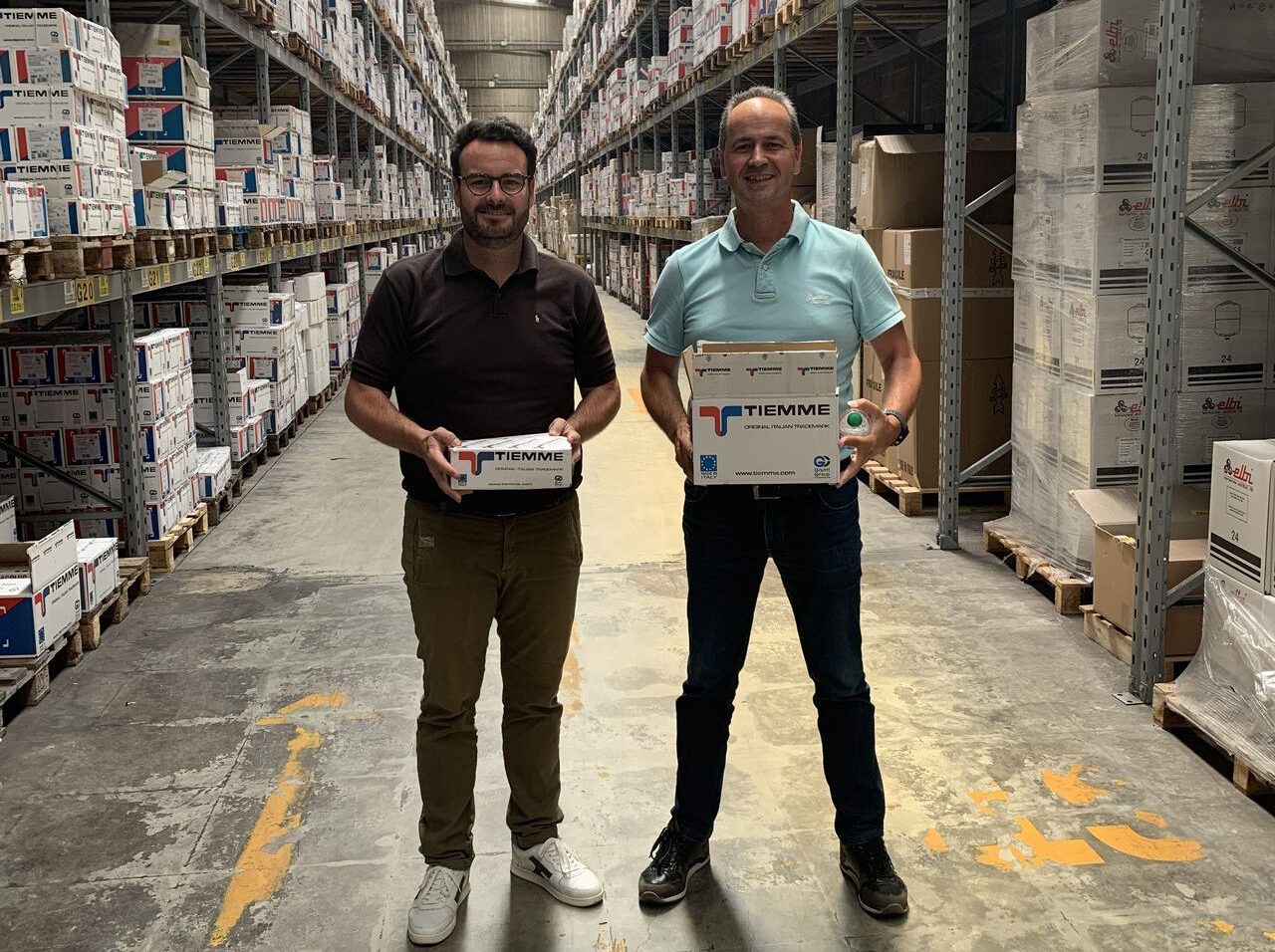 Maxime Liopé et Raphaël Gobin visite l'usine de son partenaire TIEMME en Italie