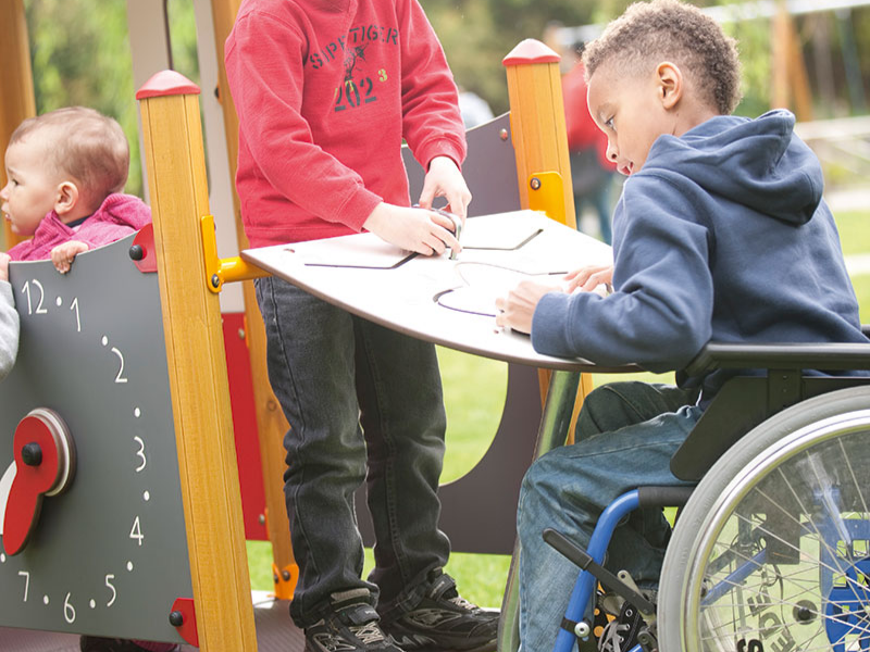 Aire de jeux inclusive et accessible à tous